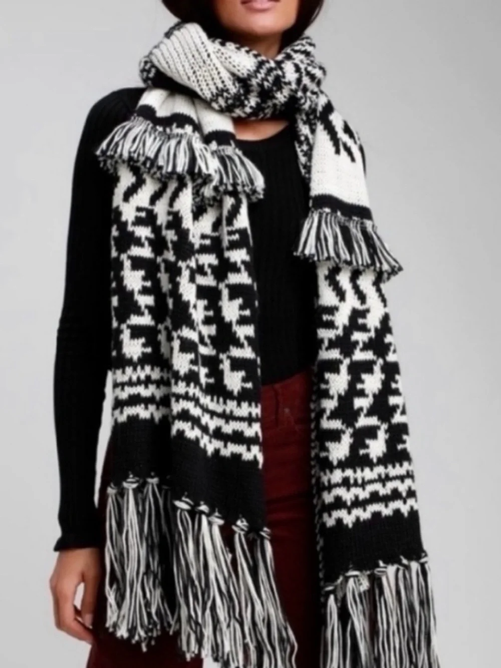 Free people chunky blanket white/black knitted scarf cozy boho oversized